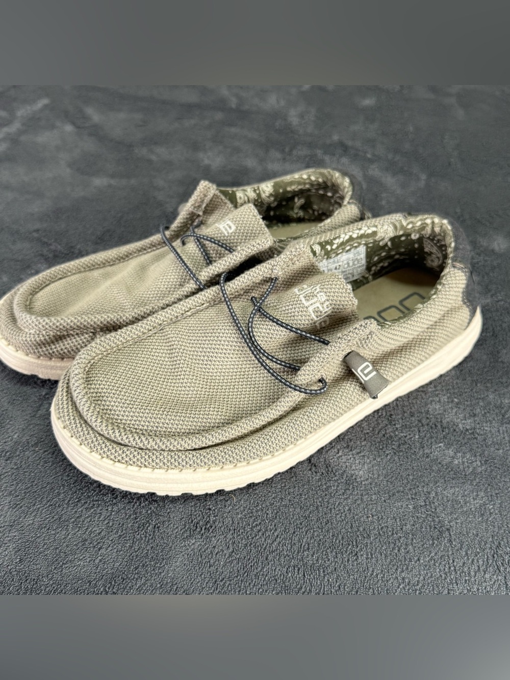 Hey Dude Wally Paisley Lightweight Slip-On Loafers Size 9